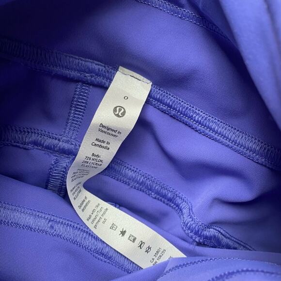 Lululemon Cargo Super-High-Rise Hiking Tight - Picture 2 of 2